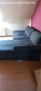 Couch mit Schlaffunktion und Schrank