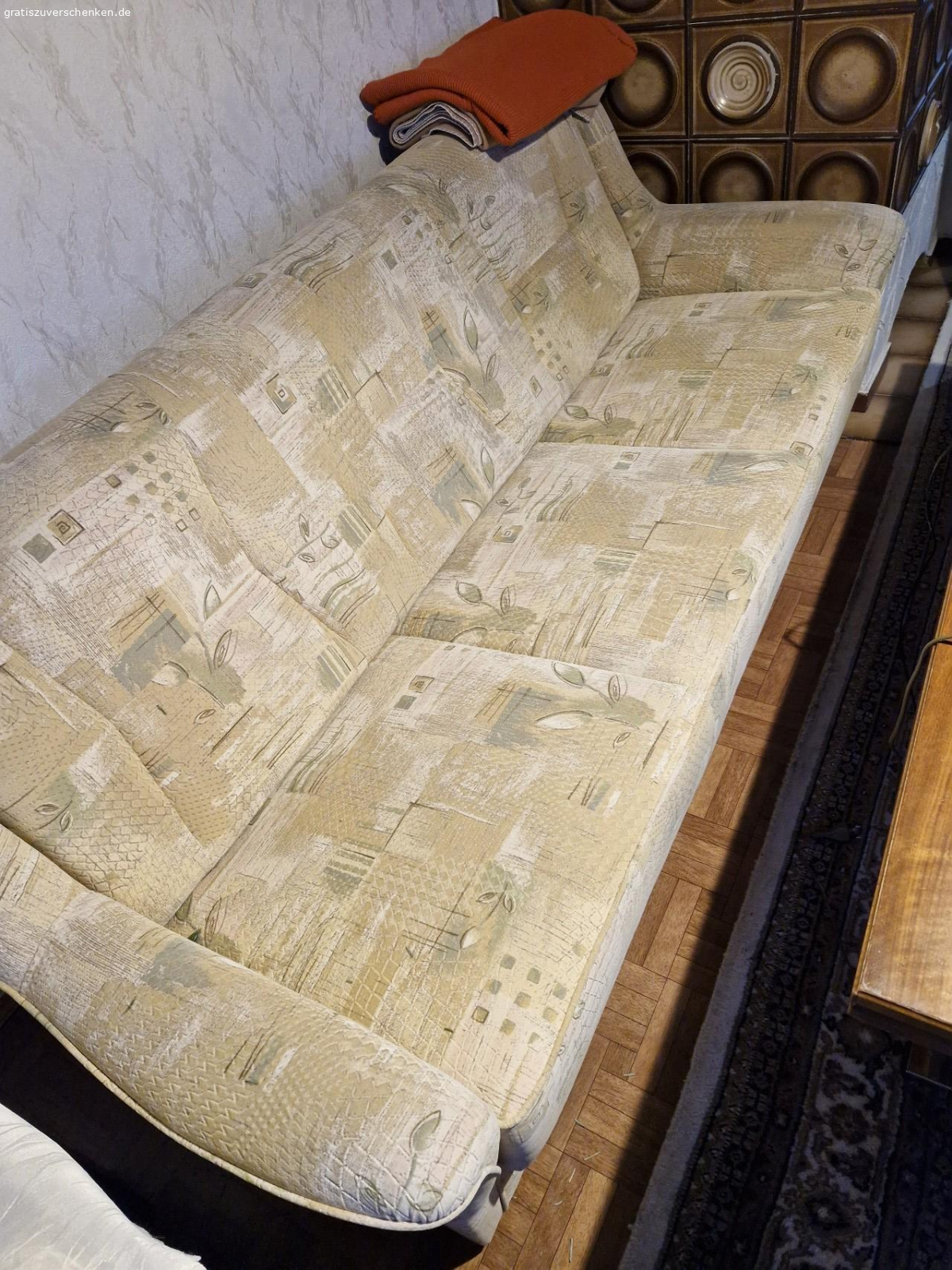 Couch mit Sessel. Guter Zustand