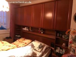 Haushaltsauflösung. Haushaltsauflösung am 17.9.22 ab 11:00 in Leipzig Großzschocher. 
Alles zu verschenken. Möbel, Geschirr, Textilien etc. Alles in gutem Zustand, aber schon etwas älter.