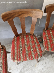 Holzstühle. Guter Zustand
