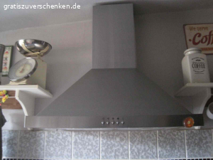 Küchenmöbel zu verschenken. Küchenunterzeile Länge 2,77m, ohne Elektroherd, Holzdekor ist Folie und kann entfernt werden
Dunstabzugshaube Umluft
Teile müssen selbst abgebaut und abgeholt werden