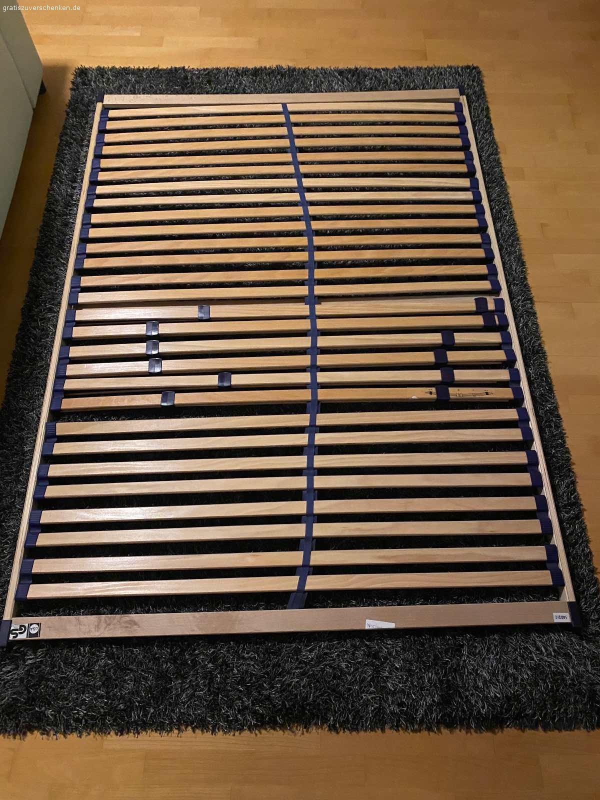 Lattenrost 160-2m zum verschenken. Wie neu