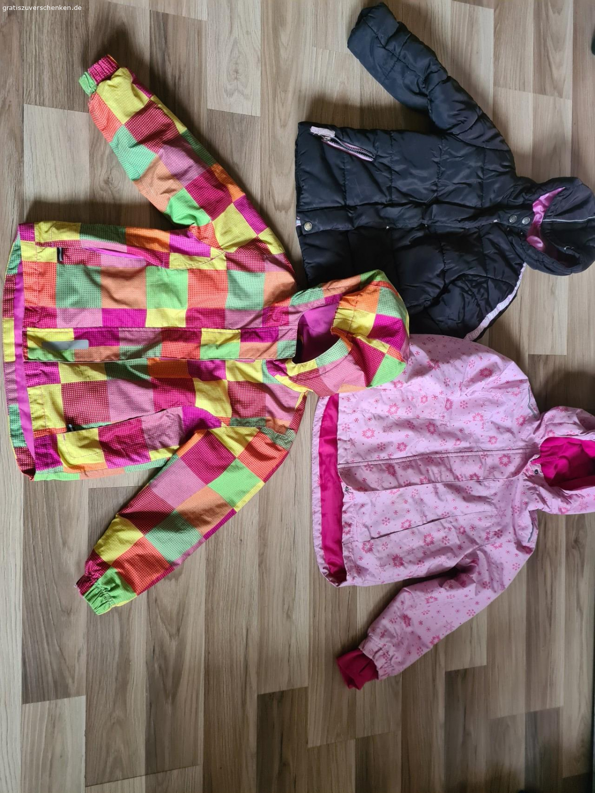 Mädchen Winterjacken. Alle im Super Zustand und bereit für die nächste Runde. Größe 116