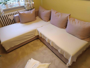 Schlaf - Couch. Verschenke Schlaf - Couch - Garnitur, zum  selbst abholen.