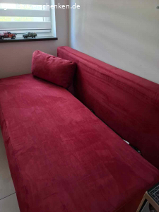 Schlafsofa mit Bettkasten  wenig benutzt.