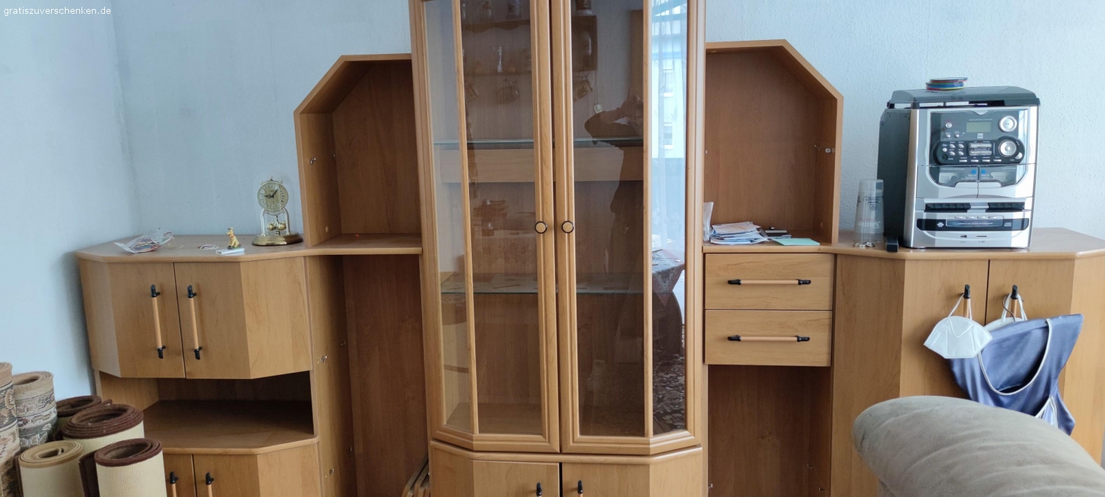 Schrankwand. sehr guter Zustand, wegen Wohnungsauflösung muss sie weg