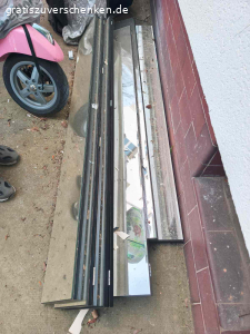 Schuhschrank und Spiegeltüren