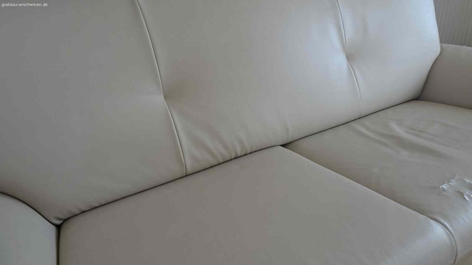Sofa, 2 sitzig. -Sofa, beige , Kunstleder,
- ca. 190 x 90,
- für Selbstabholer,