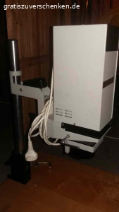 Vergrößerer Krokus 35 SL. Verschenkt wird ein Vergrößerer Der Marke Krokus 35 SL für analoge Fotografie. Bei Interesse bitte eiinen Termin ausmachen.