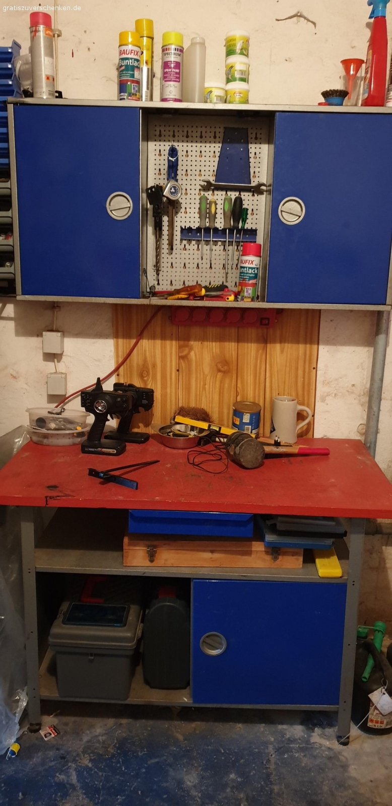 Werkbank Garten & Handwerk Gratis zu verschenken