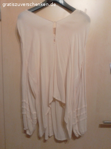 zu verschenken für Jugendliche. Dieser gebrauchte H&M Pullover in Größe S ist perfekt für den Sommer. Sein leichtes Material und die trendige Tunika-Stil bieten Komfort und Stil zugleich. Die beige Farbe passt zu allem und macht diesen Pullover zu einem vielseitigen Kleidungsstück.