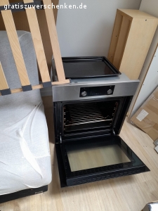 zu verschenken. Bettsofa , Elektroheizung Einbau Ofen  , brennen Ofen  Latten rost matratzen